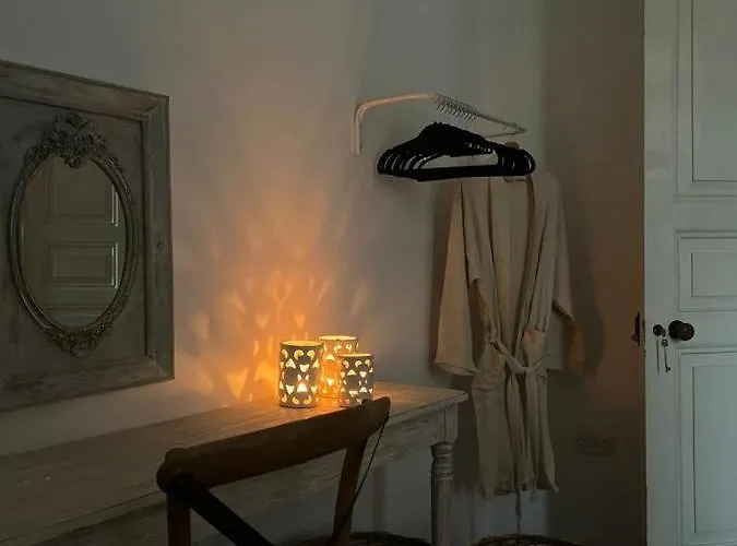 בית נופש The Old Town Heritage House *