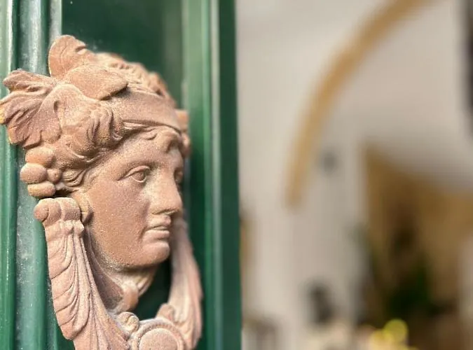 בית נופש The Old Town Heritage House